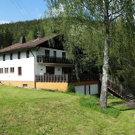 Freizeitheim Wilhelm-kiefer-haus Mit Grossem Grundstueck, Feuerstelle, Tennisplatz