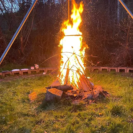 펜션 Freizeitheim Wilhelm-kiefer-haus Mit Grossem Grundstueck, Feuerstelle, Tennisplatz